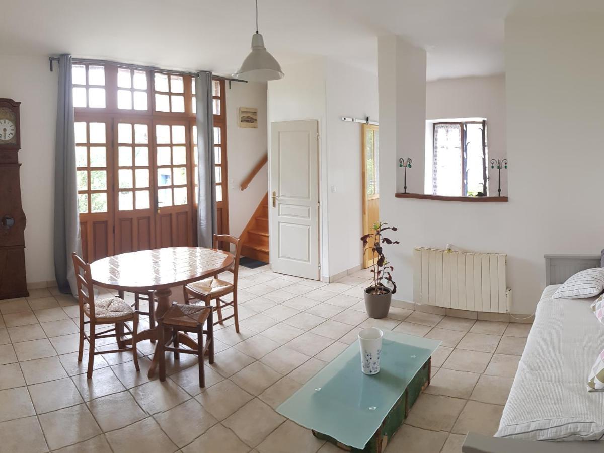 Bed and Breakfast Le Moulin Hodoux Luynes  Exterior foto