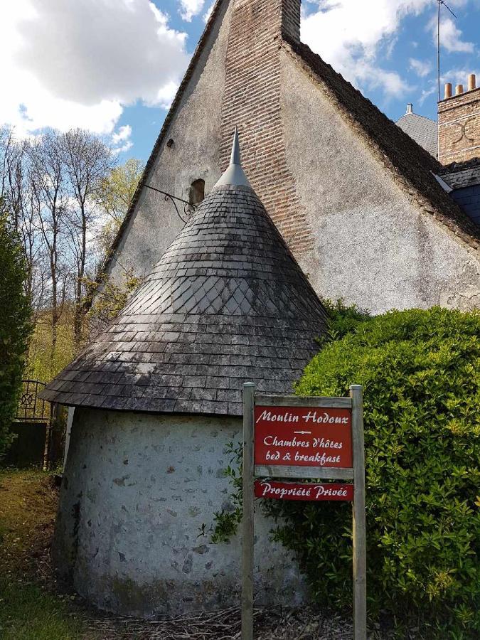 Bed and Breakfast Le Moulin Hodoux Luynes  Exterior foto