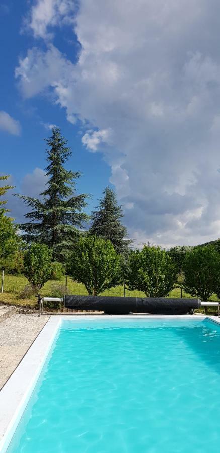 Bed and Breakfast Le Moulin Hodoux Luynes  Exterior foto